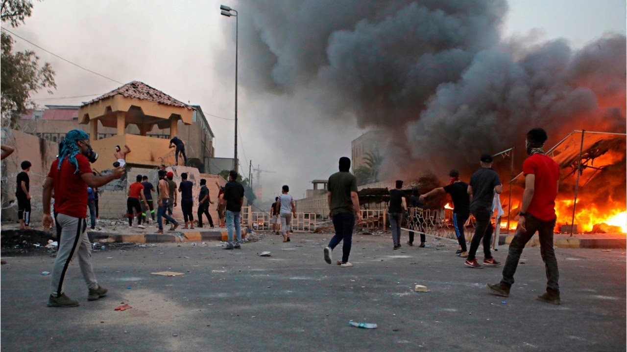 Protesters in Basra